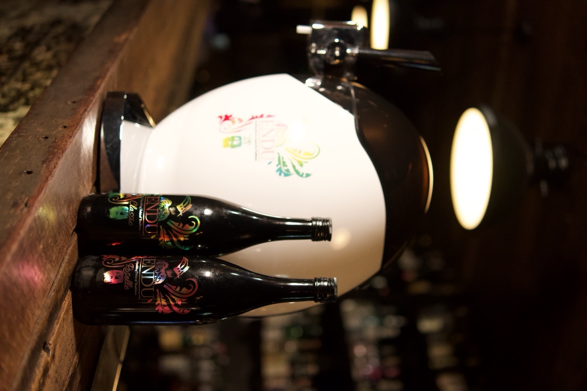 ENDU On Tap dispenser pouring sparkling tuak